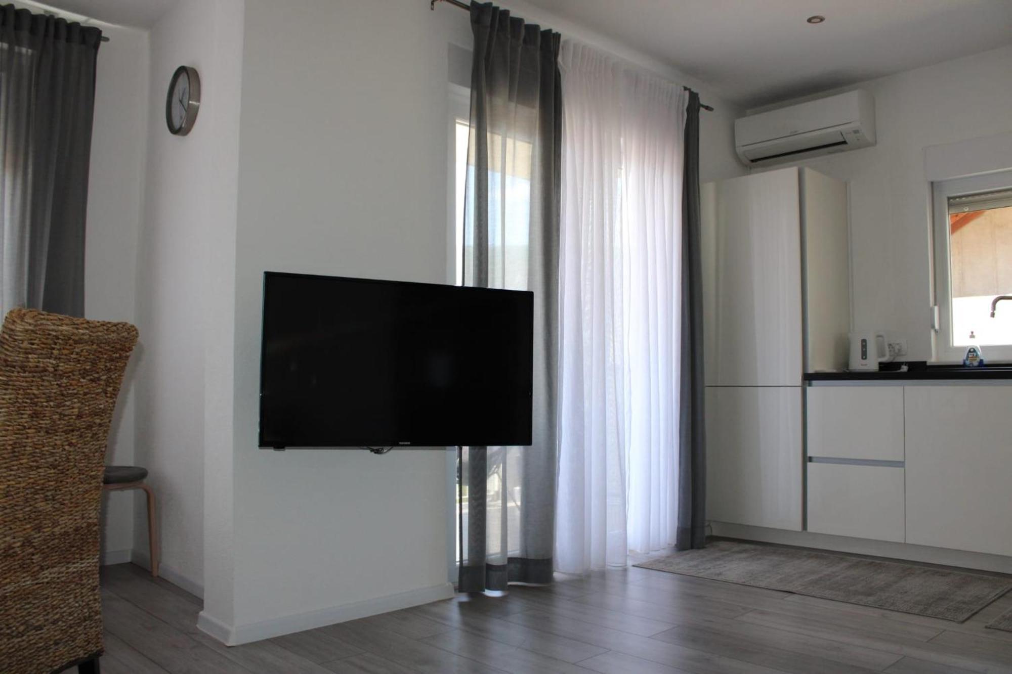 Apartment Merry - Free Garage & Parking Mostar Eksteriør billede