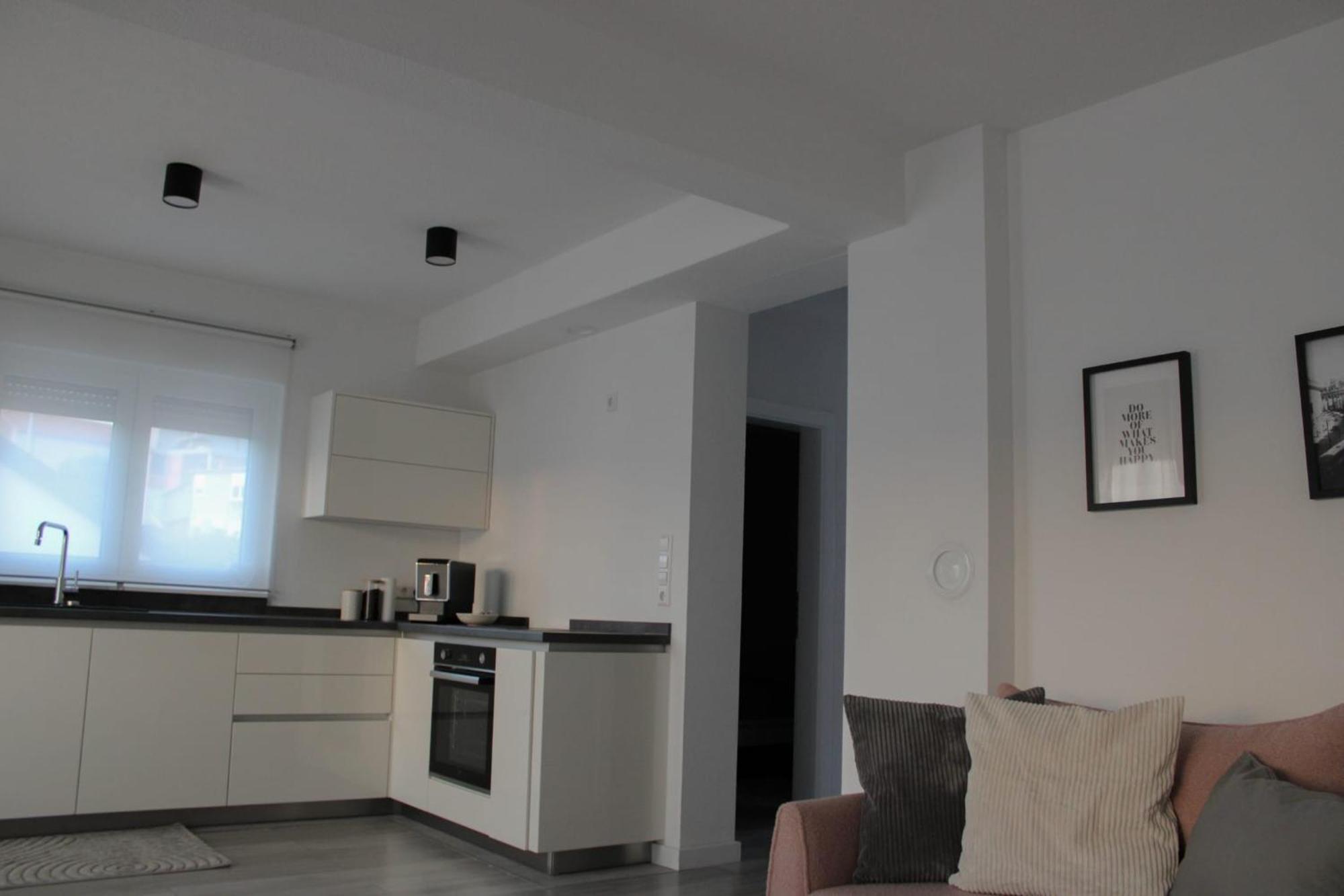 Apartment Merry - Free Garage & Parking Mostar Eksteriør billede