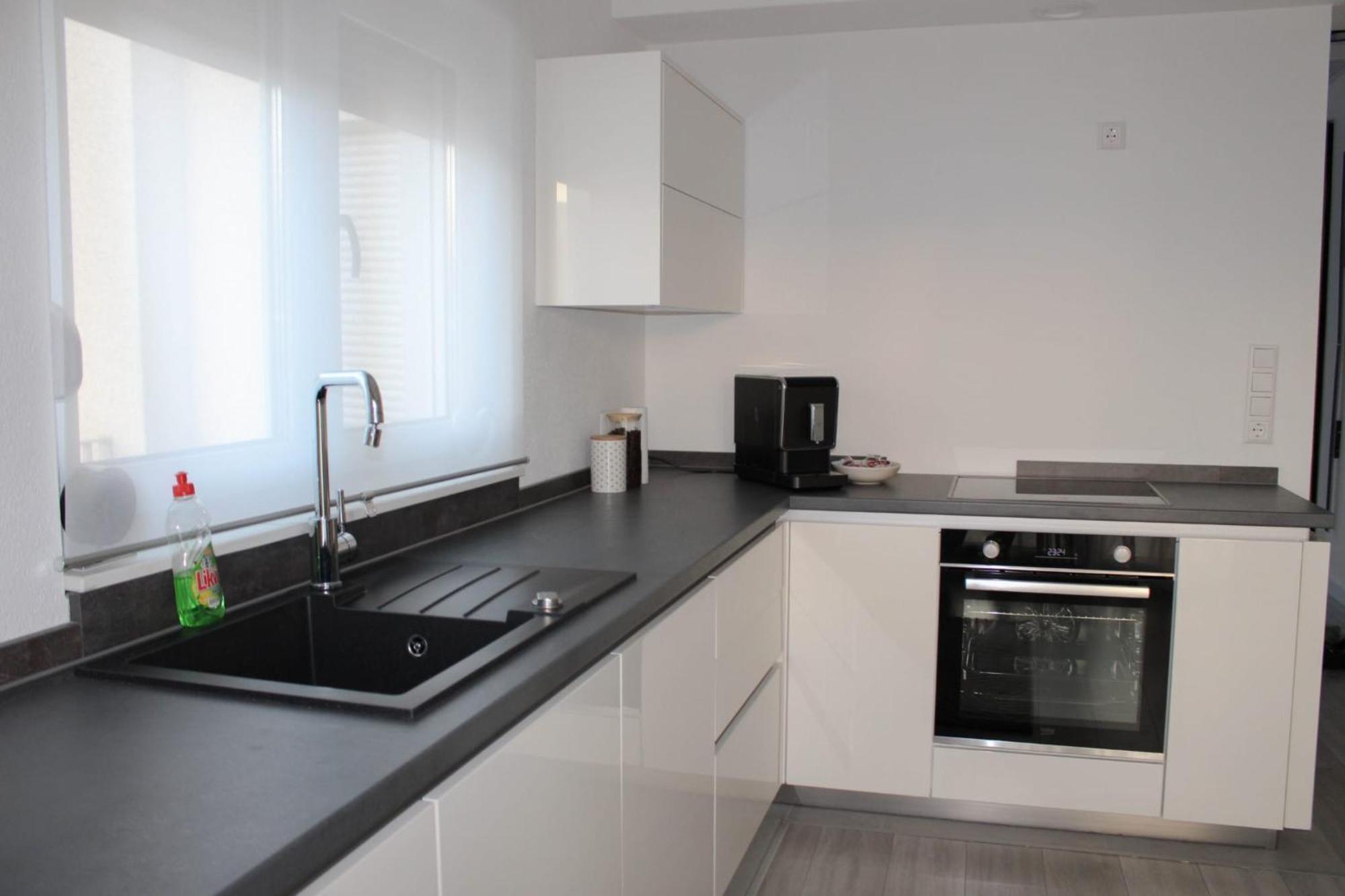 Apartment Merry - Free Garage & Parking Mostar Eksteriør billede