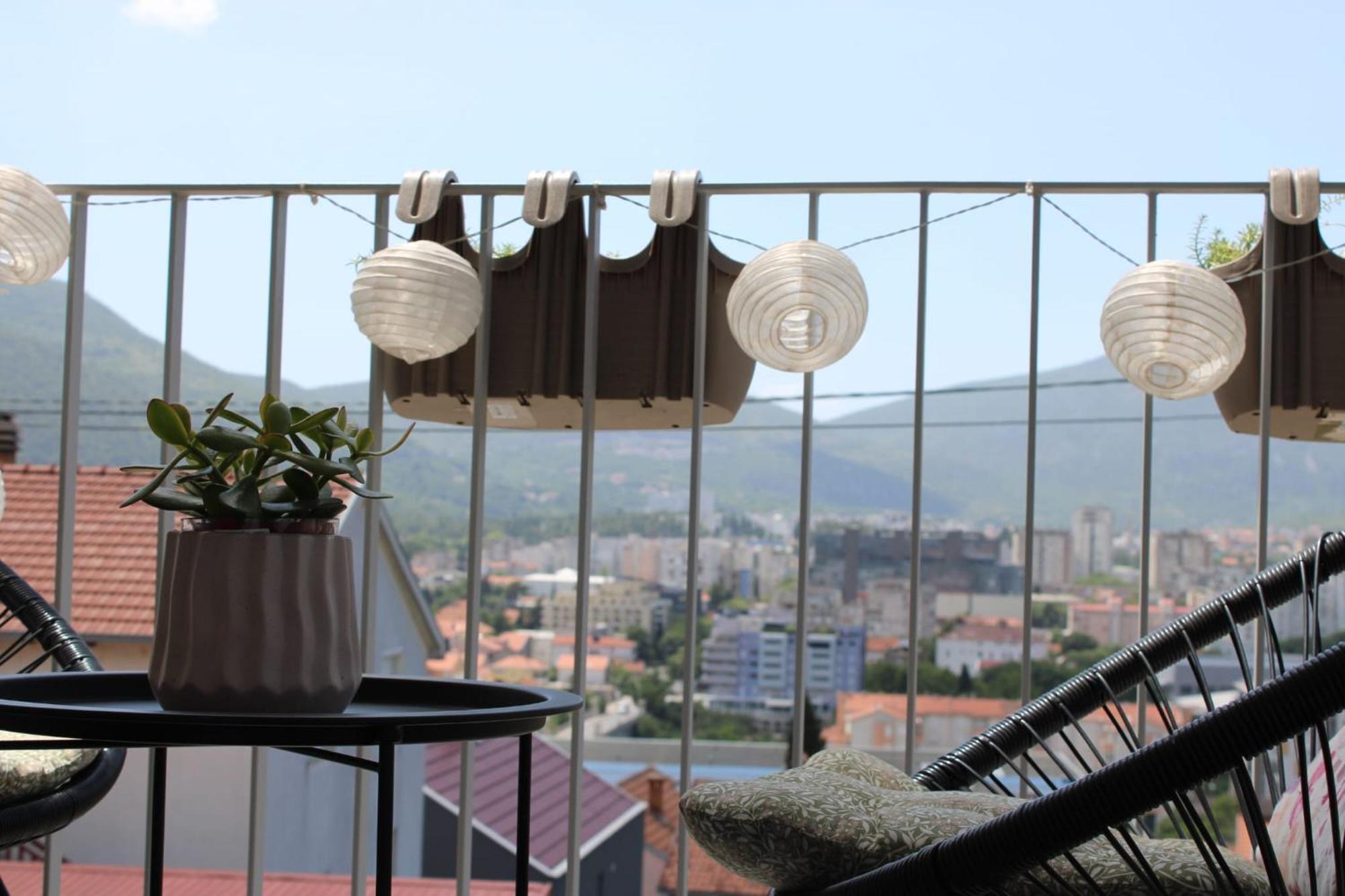 Apartment Merry - Free Garage & Parking Mostar Eksteriør billede